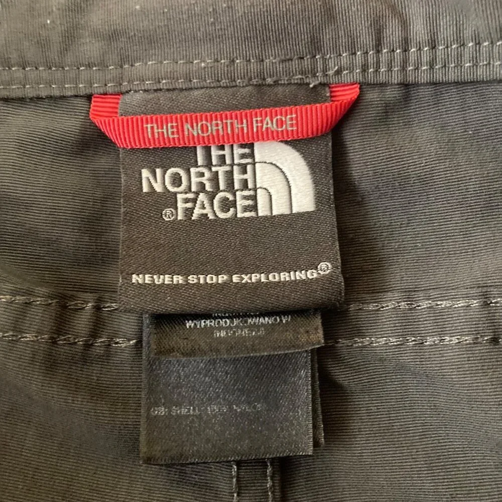 Mens The‎ North Face Belted Nylon Cargo Shorts Gray M